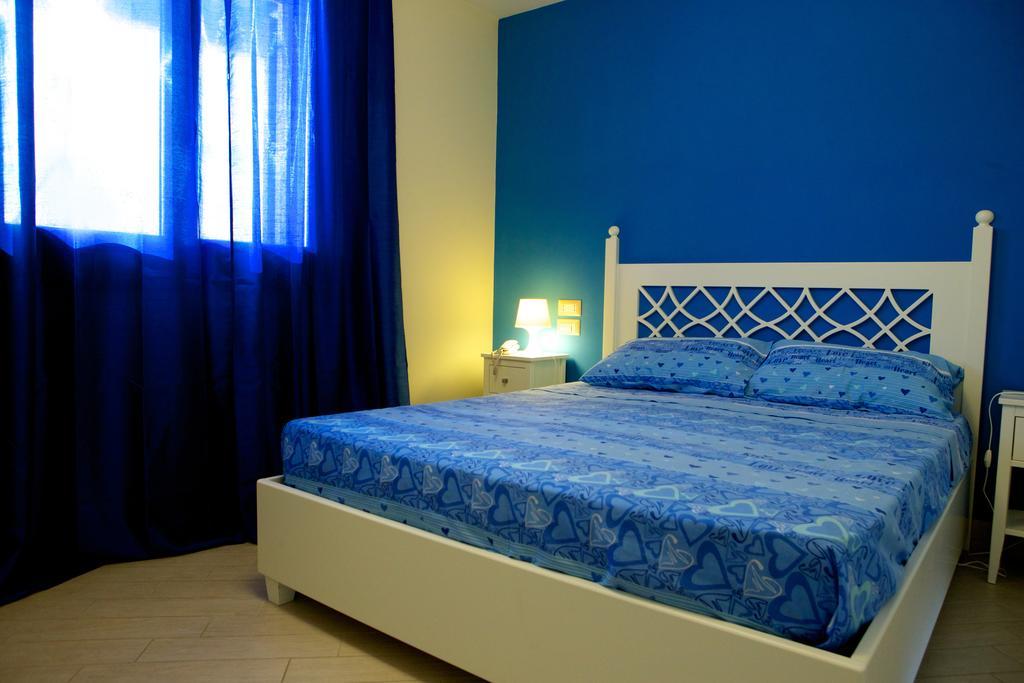 Holiday Lodge Al Porto Mattinata Ruang foto